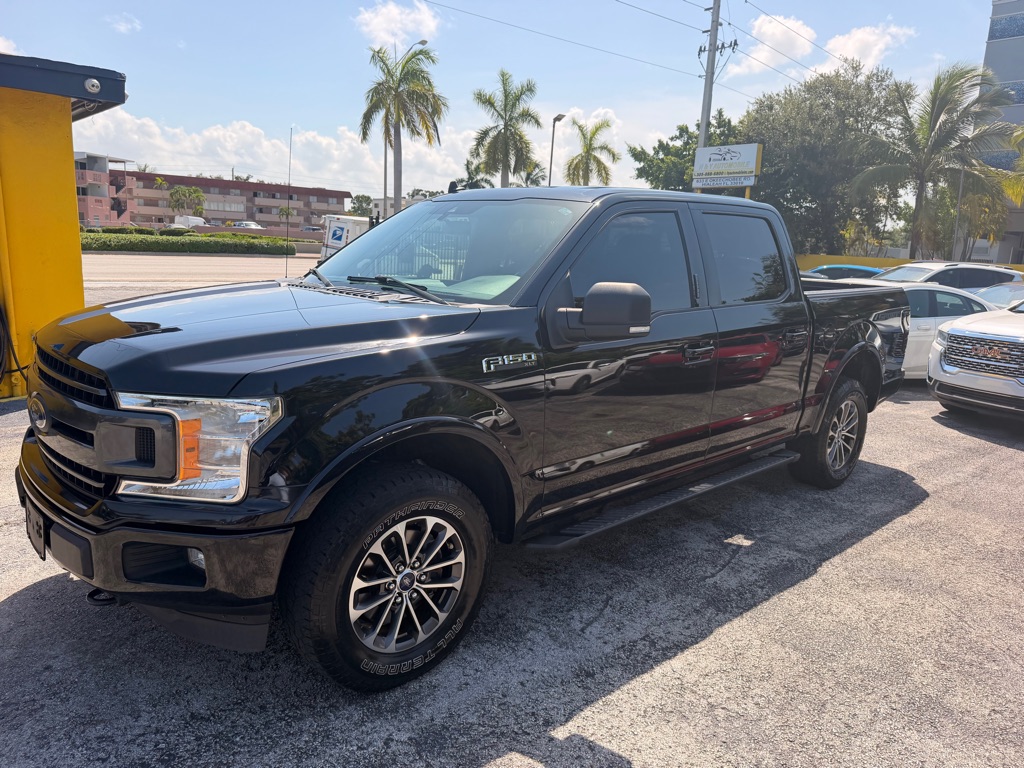 Photo 2 of this FORD F150