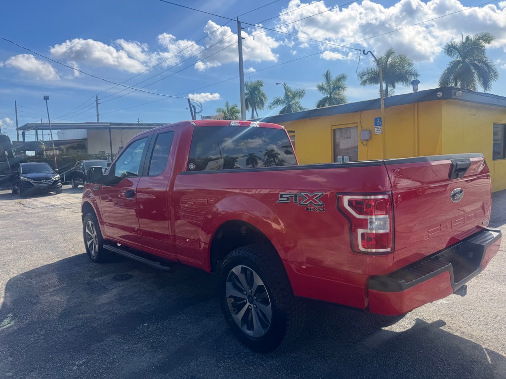 Photo 11 of this FORD F150