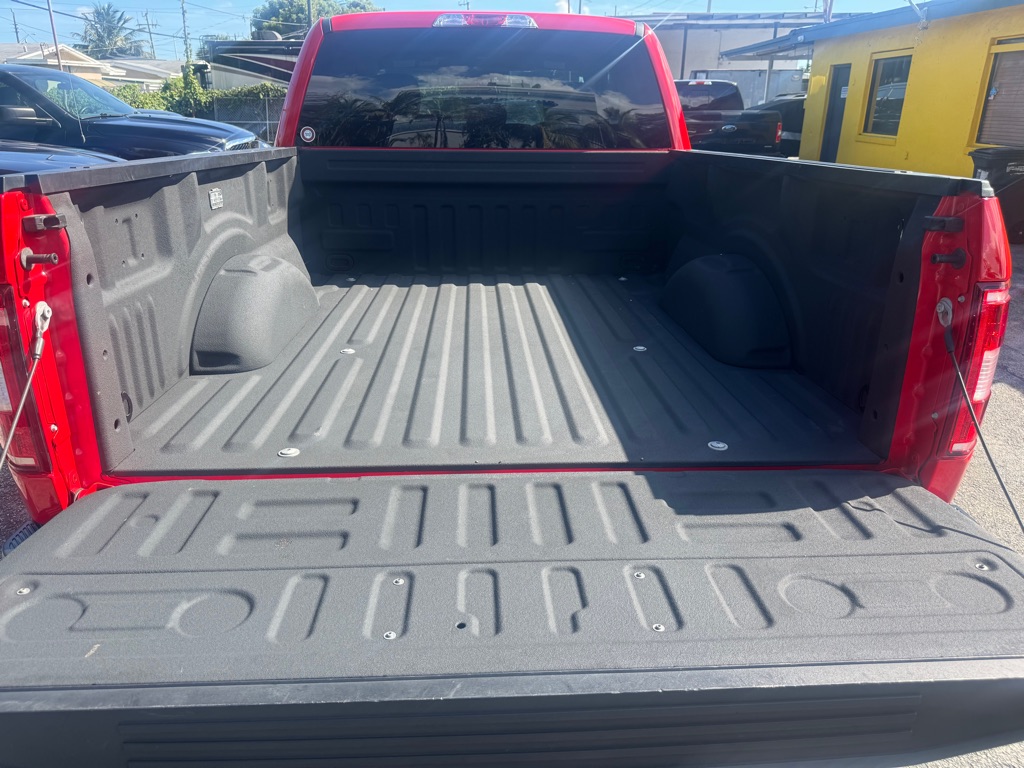 Photo 12 of this FORD F150