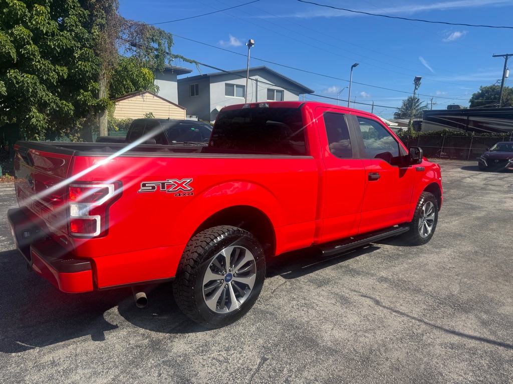 Photo 7 of this FORD F150