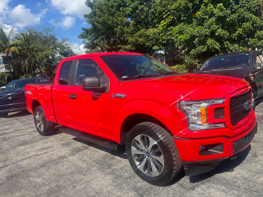 Photo 6 of this FORD F150