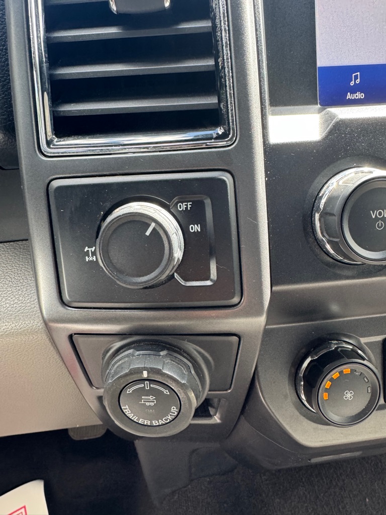 Photo 21 of this FORD F150