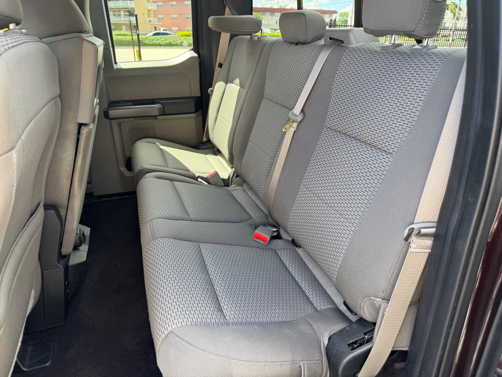 Photo 19 of this FORD F150