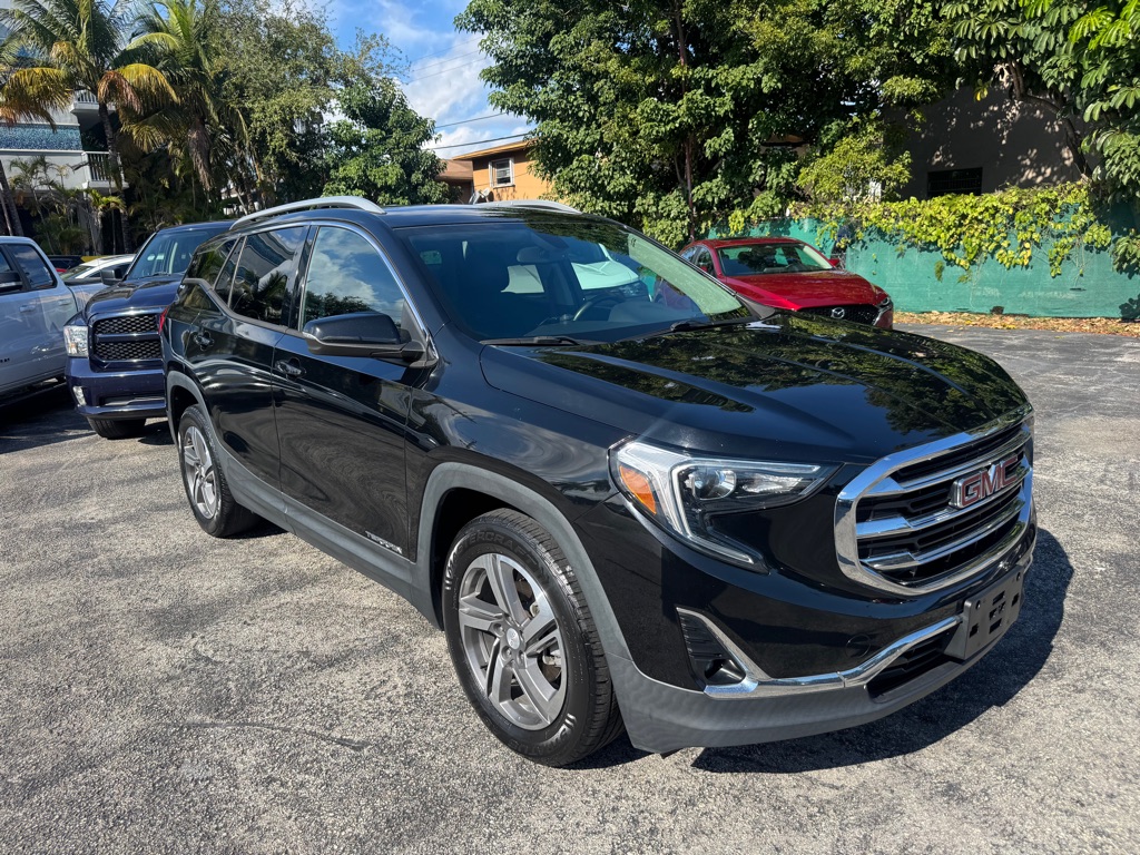 Photo 8 of this GMC TERRAIN