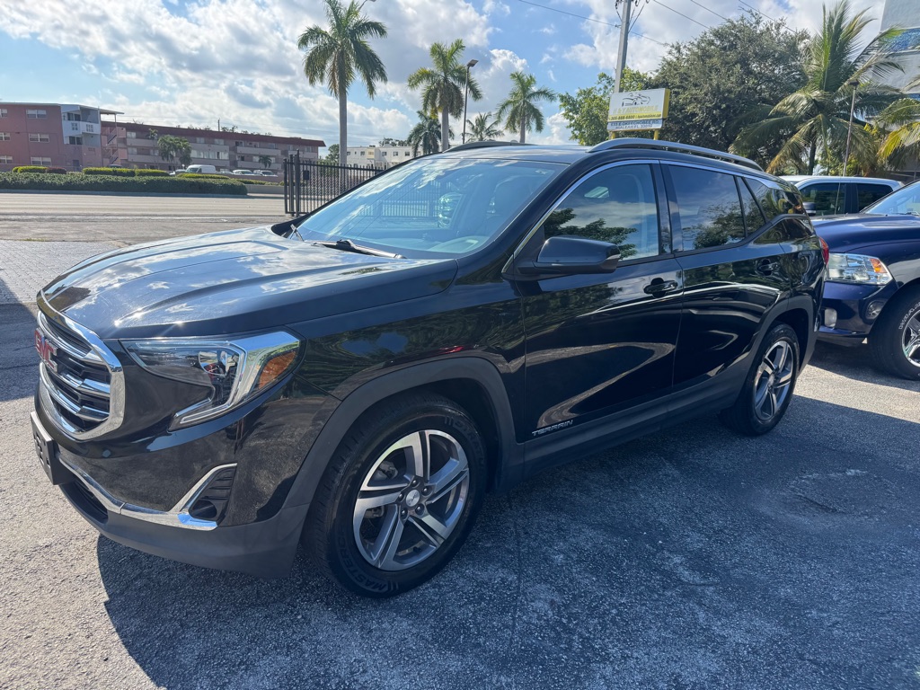 Photo 4 of this GMC TERRAIN