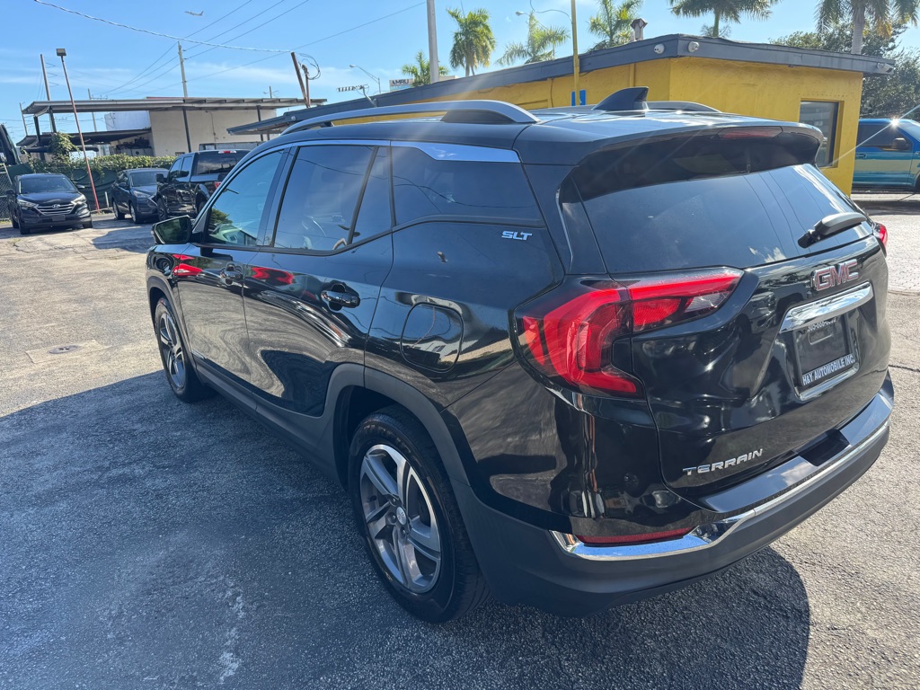 Photo 15 of this GMC TERRAIN