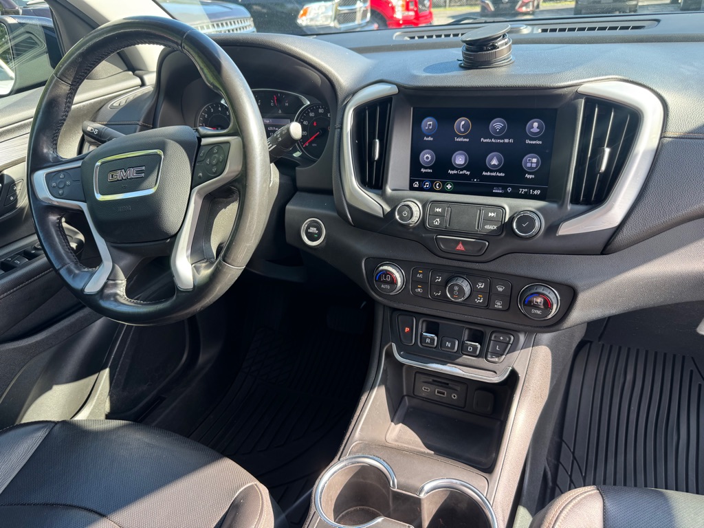 Photo 19 of this GMC TERRAIN