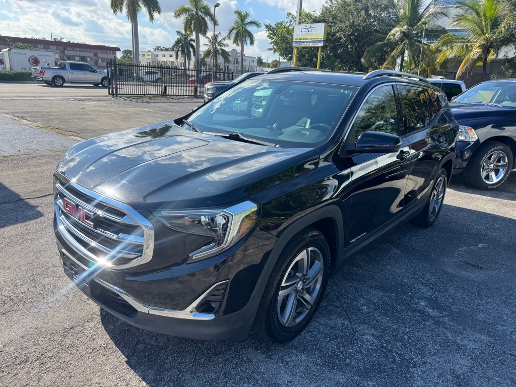 Photo 5 of this GMC TERRAIN