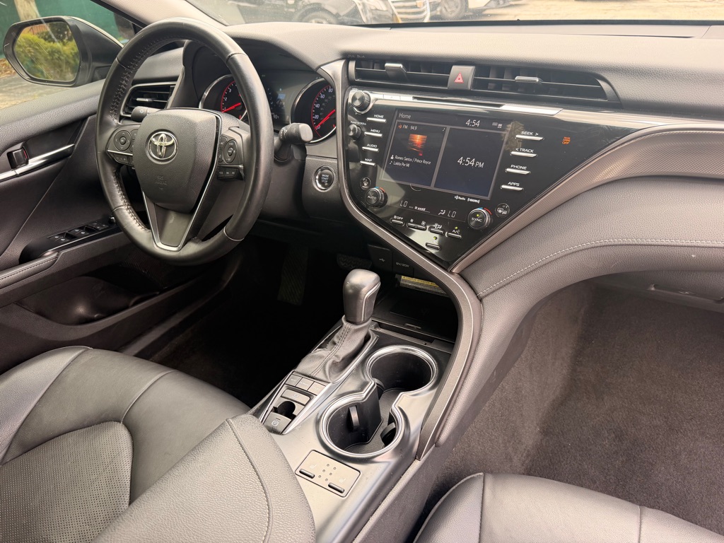 Photo 16 of this TOYOTA CAMRY