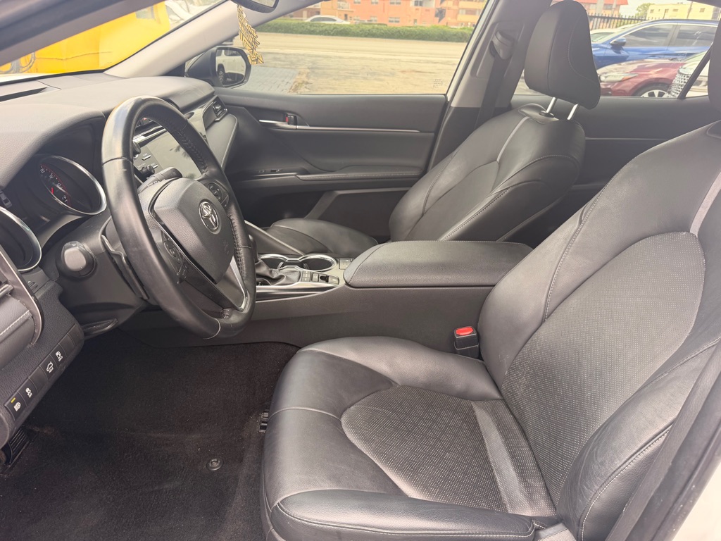 Photo 14 of this TOYOTA CAMRY