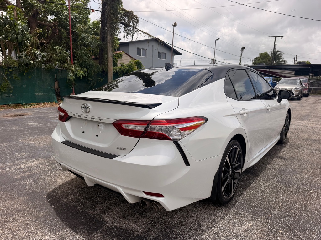 Photo 9 of this TOYOTA CAMRY
