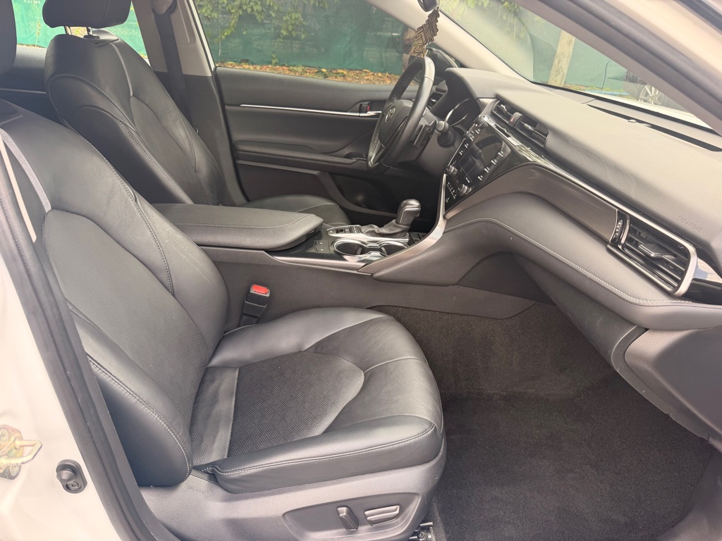 Photo 15 of this TOYOTA CAMRY