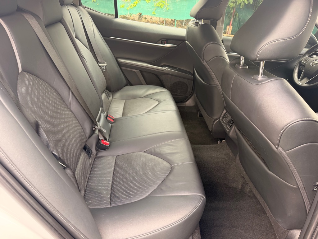 Photo 17 of this TOYOTA CAMRY