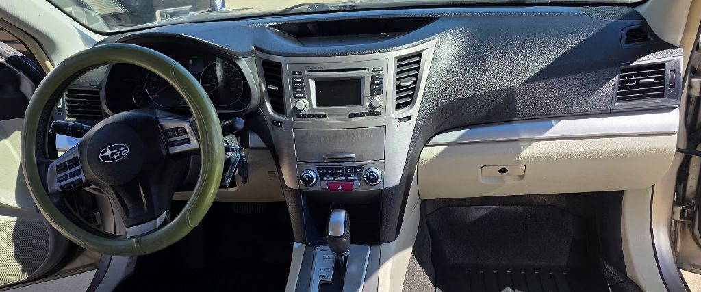 Photo 11 of this SUBARU OUTBACK