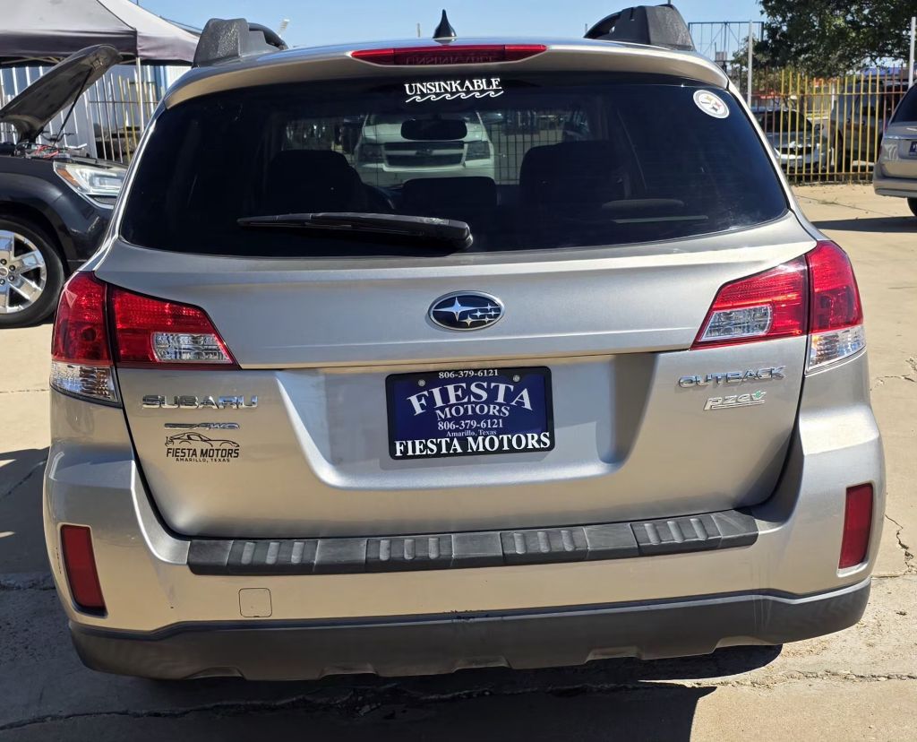 Photo 4 of this SUBARU OUTBACK