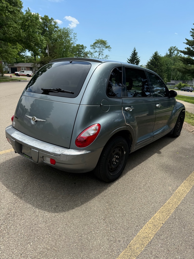 Photo 5 of this CHRYSLER PT CRUISER