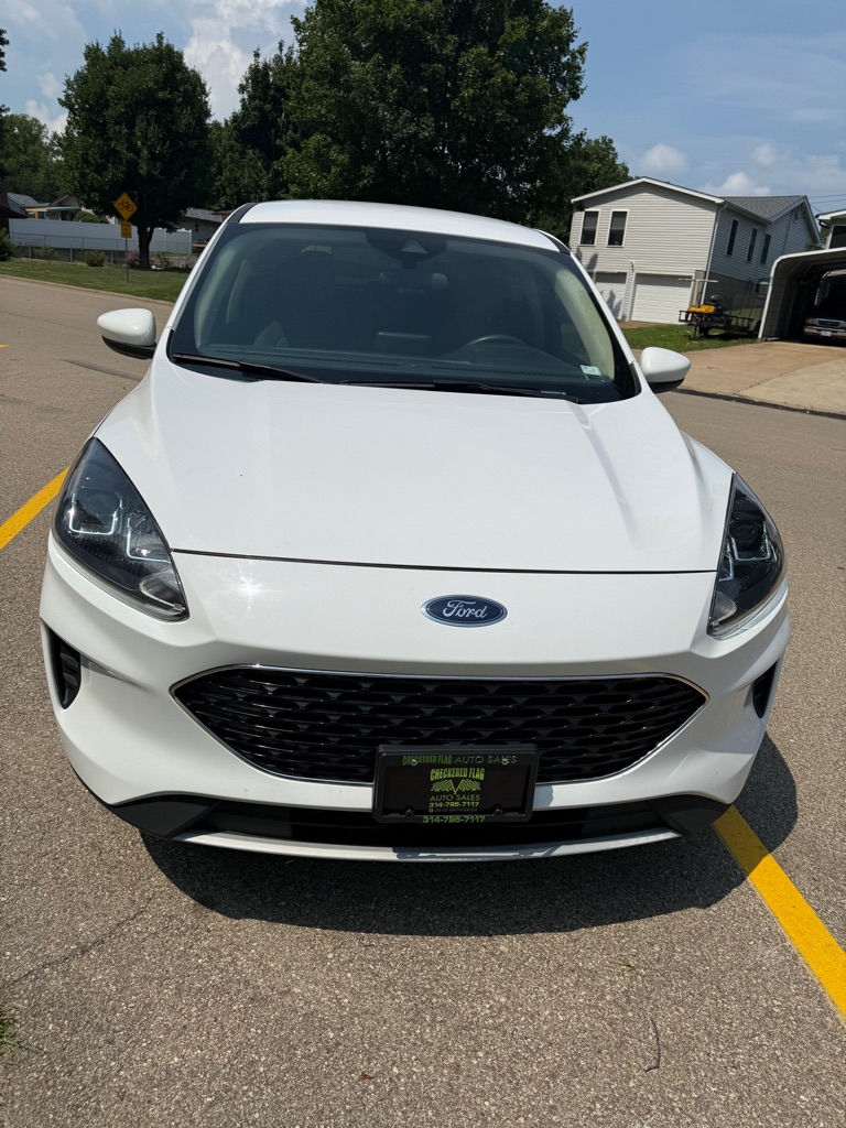 Photo 8 of this FORD ESCAPE