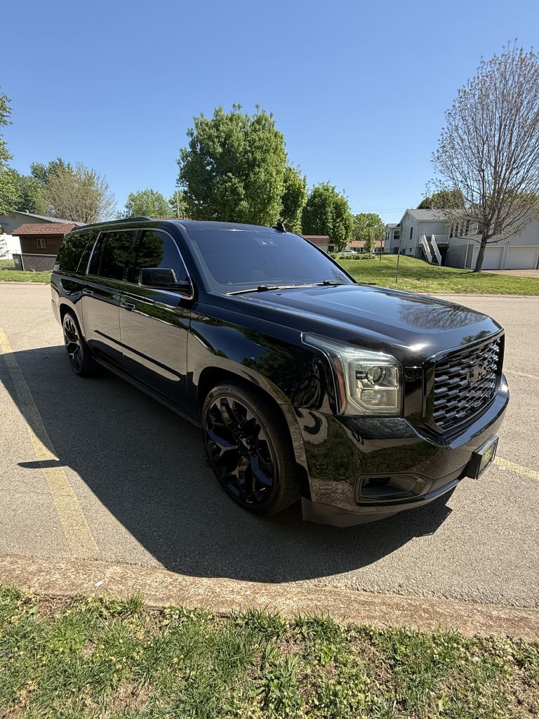 Photo 7 of this GMC YUKON XL