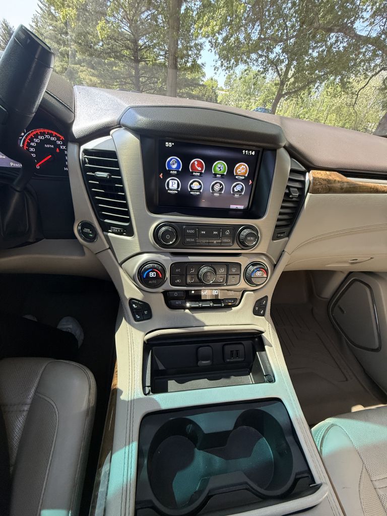 Photo 16 of this GMC YUKON XL