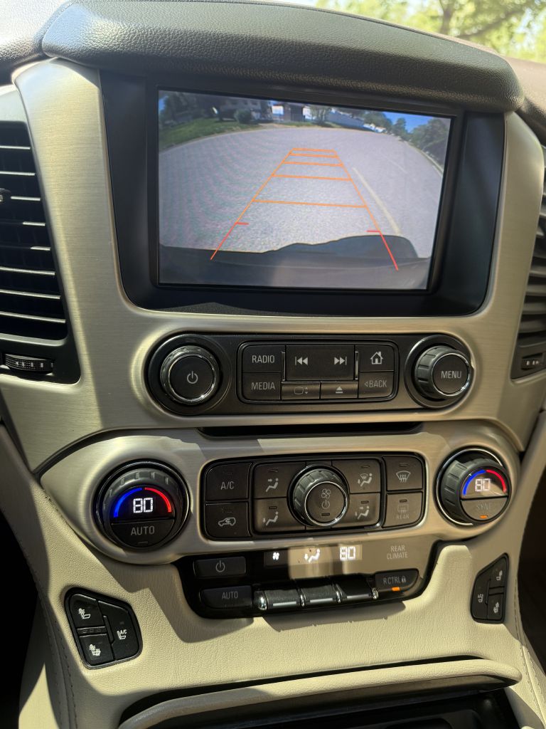 Photo 17 of this GMC YUKON XL