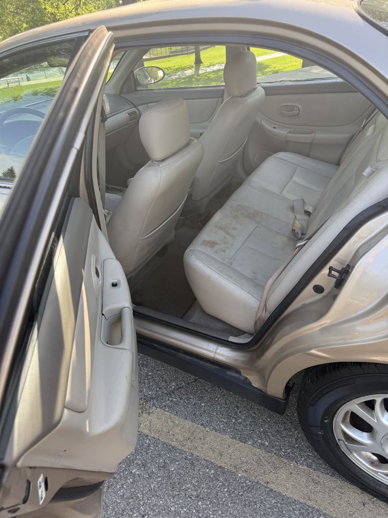 Photo 10 of this OLDSMOBILE INTRIGUE