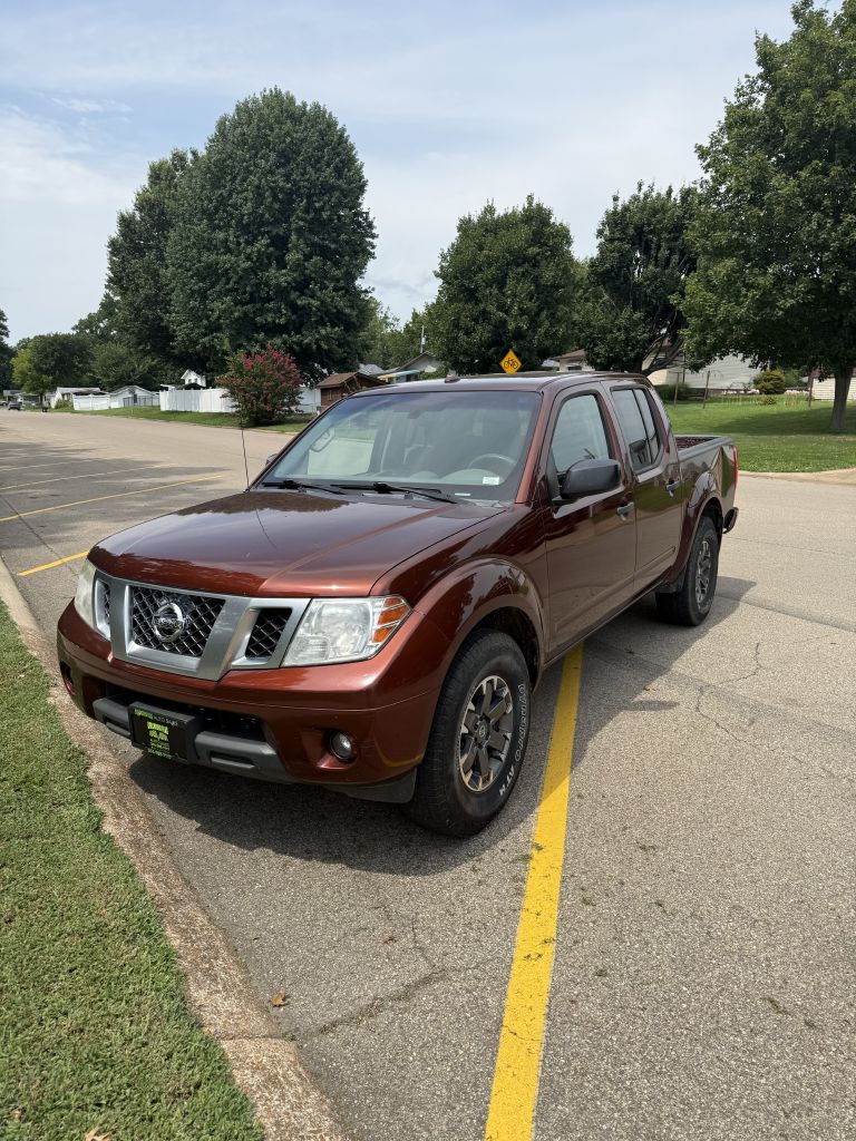 2017 NISSAN FRONTIER