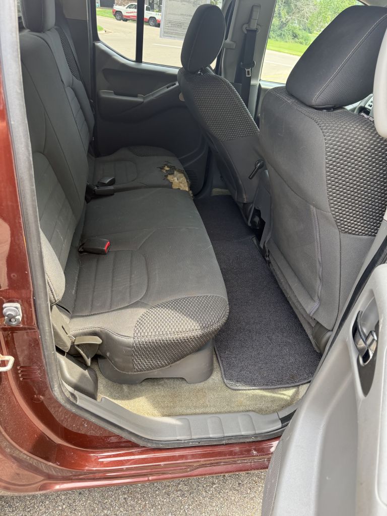 Photo 15 of this NISSAN FRONTIER
