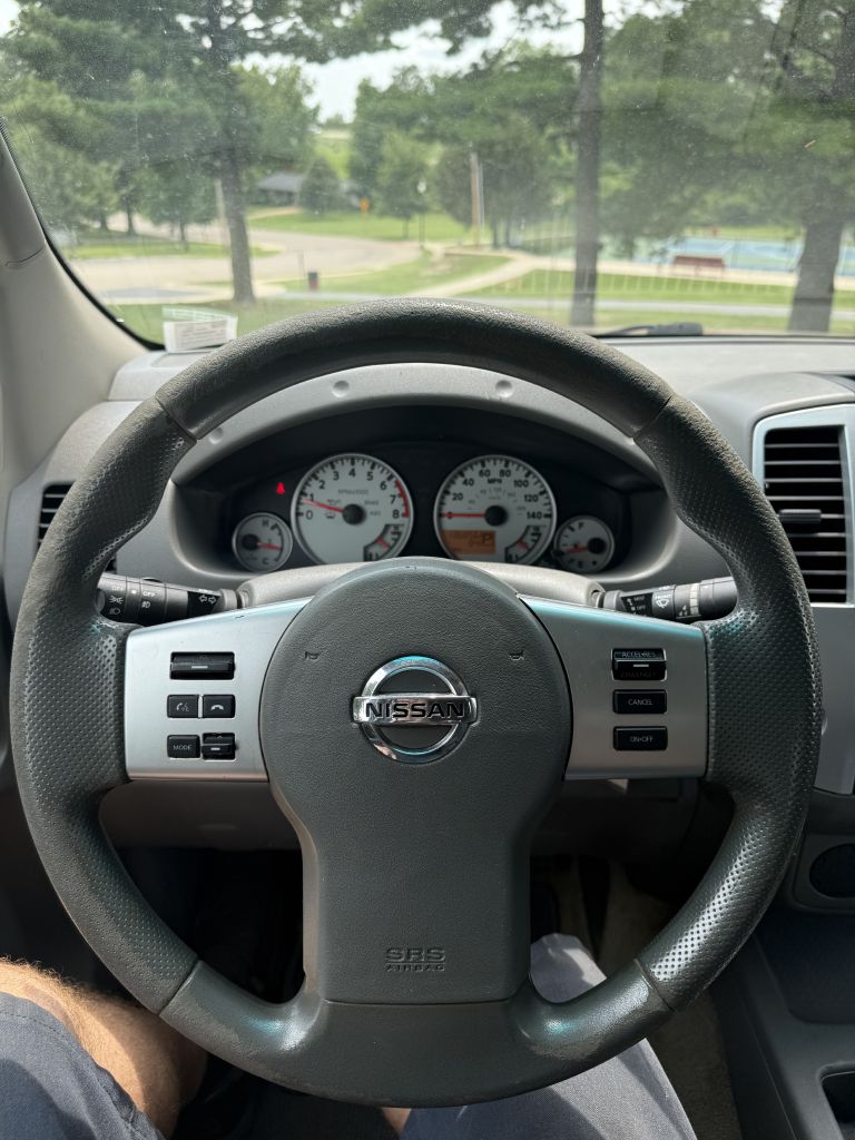 Photo 19 of this NISSAN FRONTIER