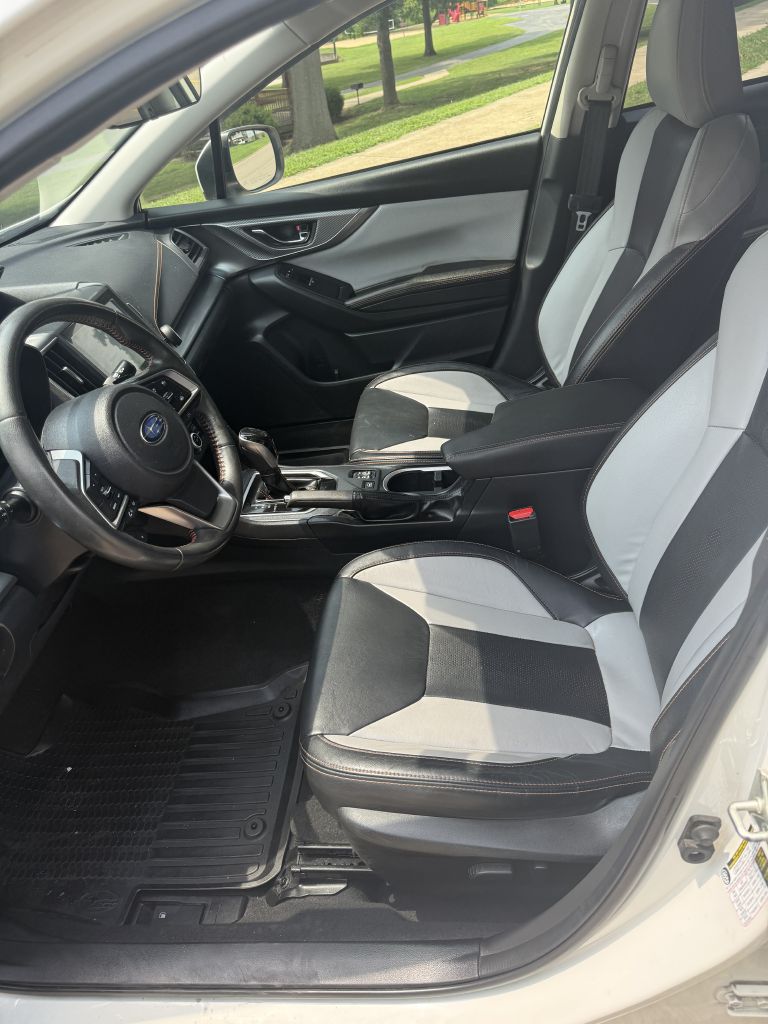 Photo 10 of this SUBARU CROSSTREK