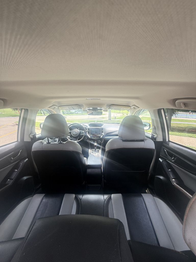 Photo 14 of this SUBARU CROSSTREK