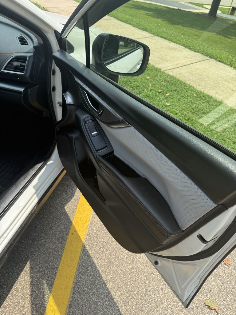 Photo 17 of this SUBARU CROSSTREK