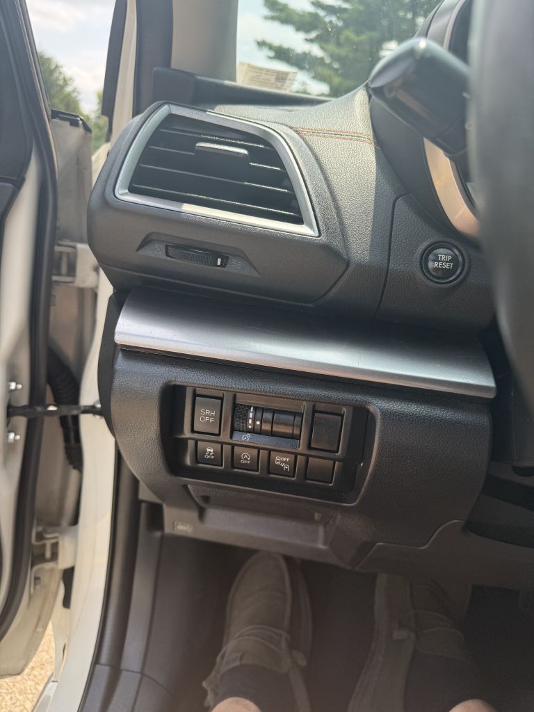 Photo 21 of this SUBARU CROSSTREK