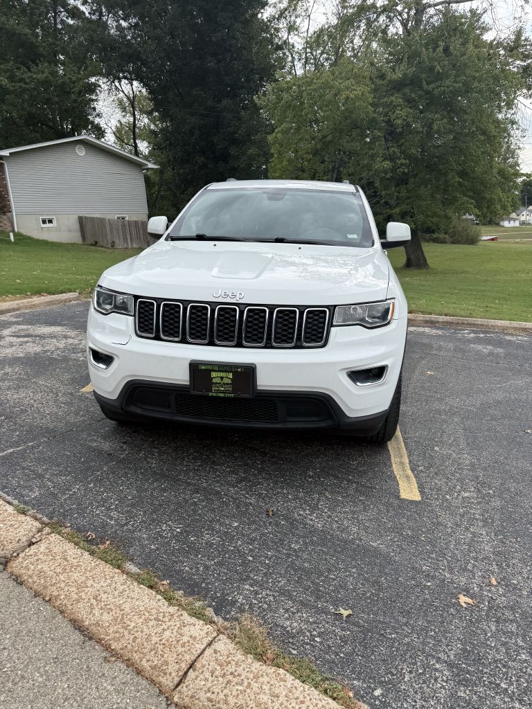 Photo 2 of this JEEP GRAND CHEROKEE
