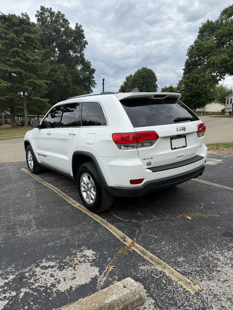 Photo 8 of this JEEP GRAND CHEROKEE