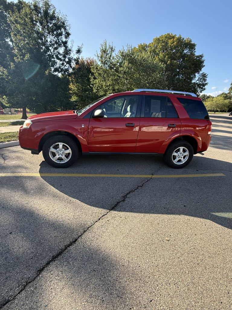 Photo 2 of this SATURN VUE