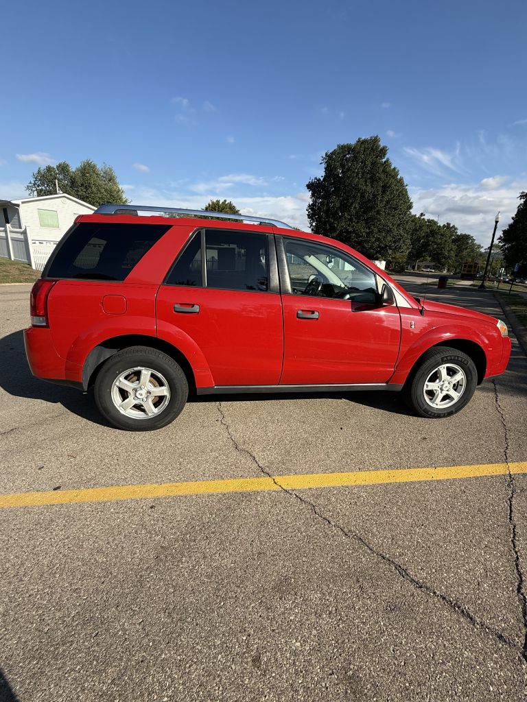 Photo 6 of this SATURN VUE