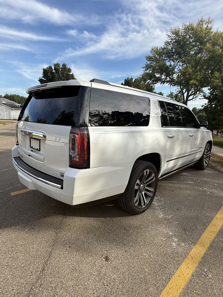 Photo 5 of this GMC YUKON XL