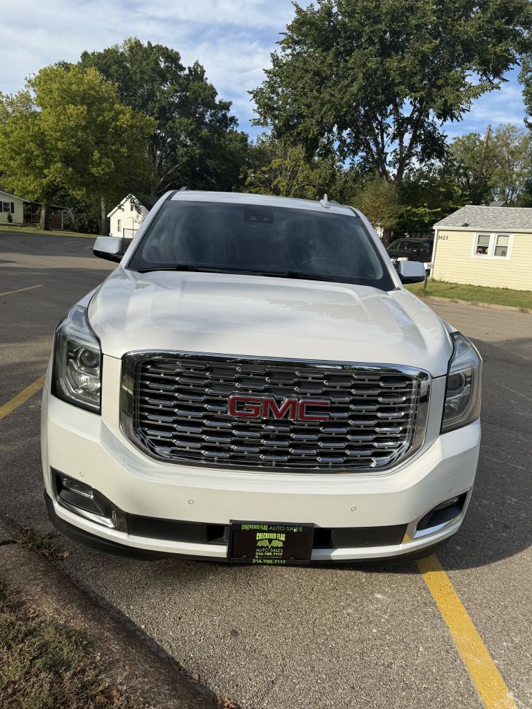 Photo 8 of this GMC YUKON XL