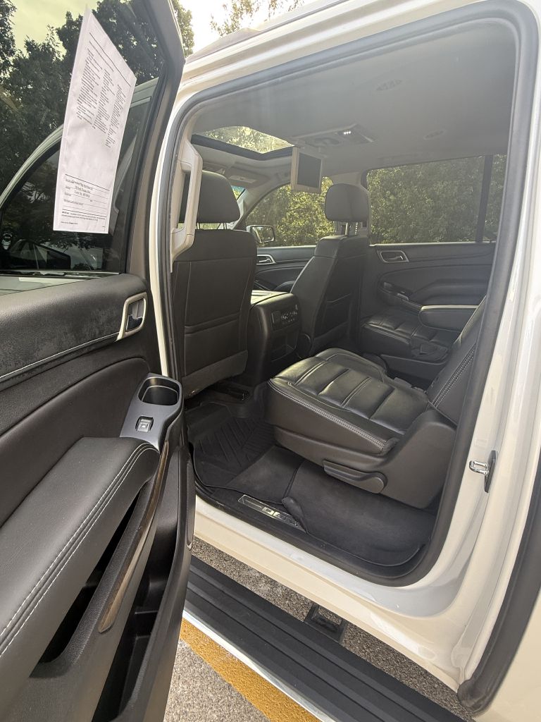 Photo 13 of this GMC YUKON XL