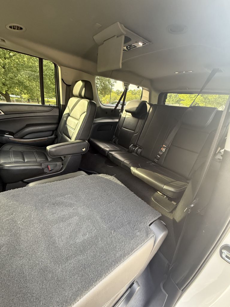 Photo 14 of this GMC YUKON XL