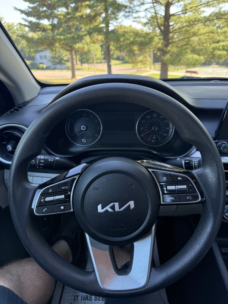 Photo 19 of this KIA FORTE
