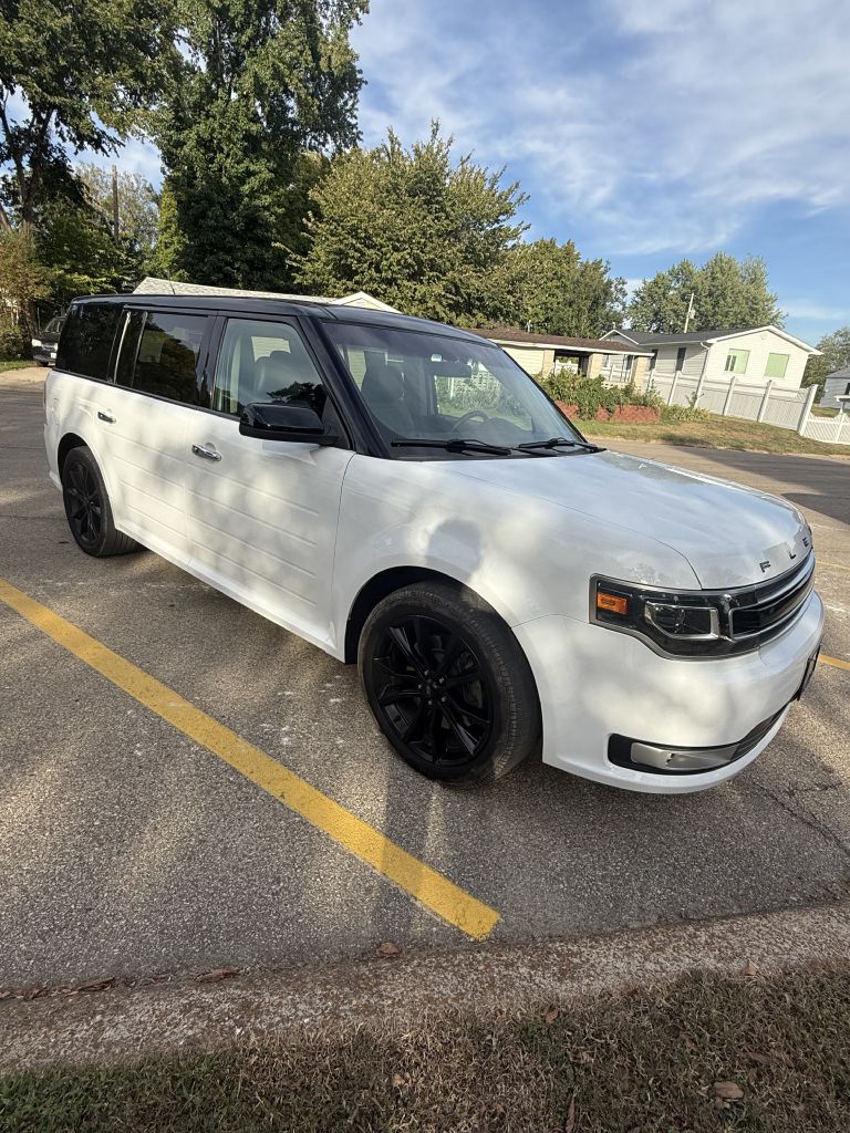 Photo 7 of this FORD FLEX