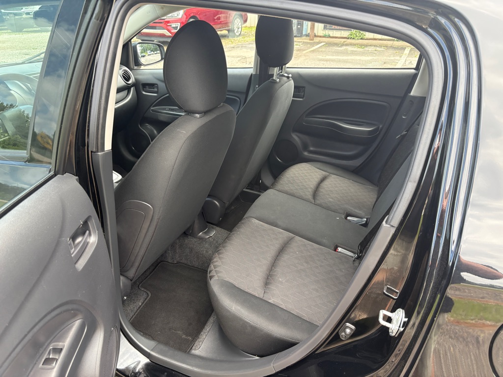 Photo 5 of this MITSUBISHI MIRAGE