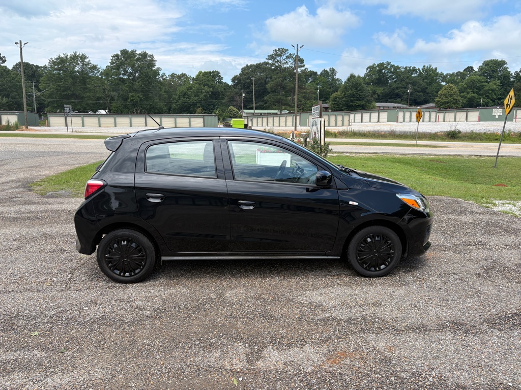 Photo 2 of this MITSUBISHI MIRAGE