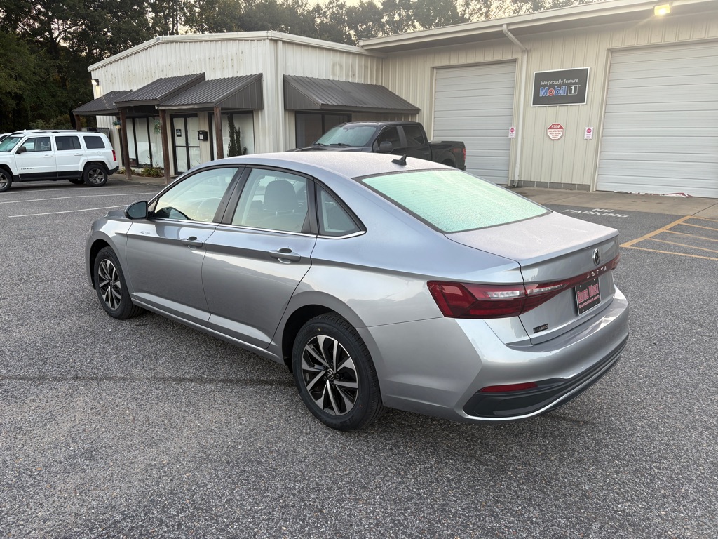 Photo 3 of this VOLKSWAGEN JETTA