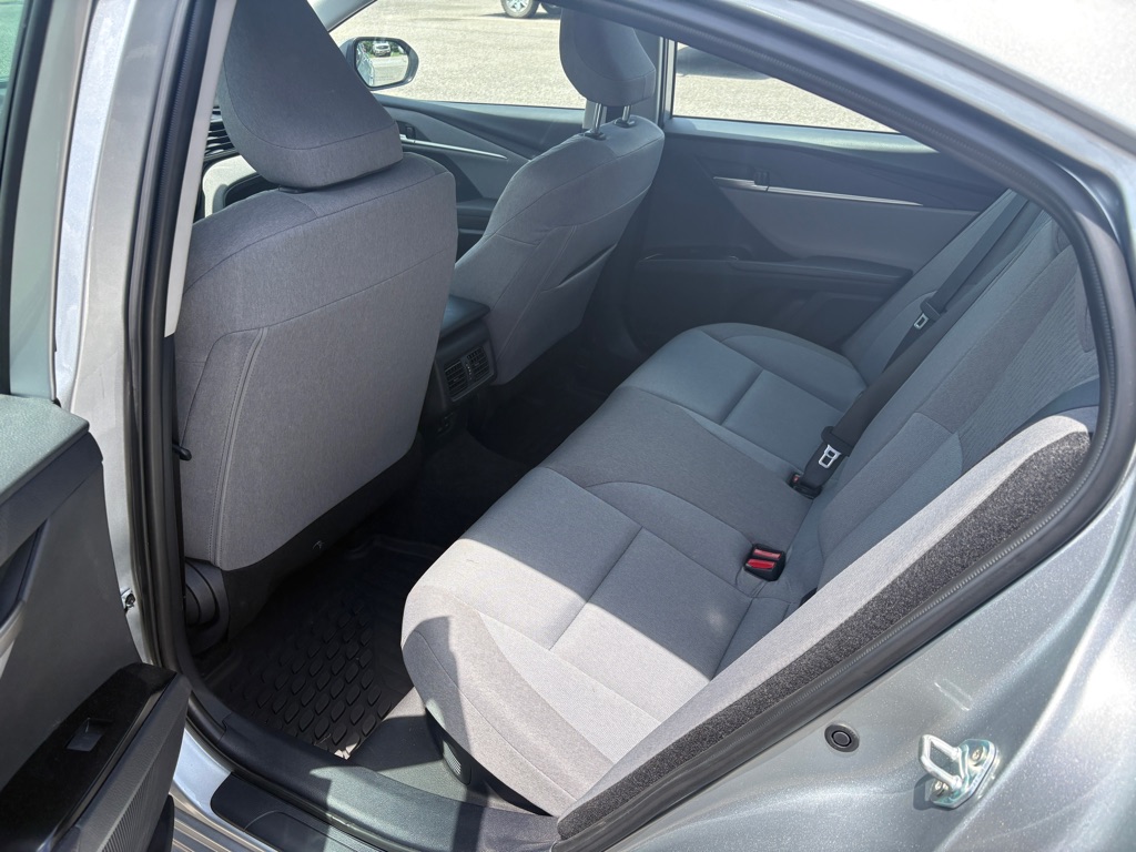 Photo 4 of this TOYOTA CAMRY