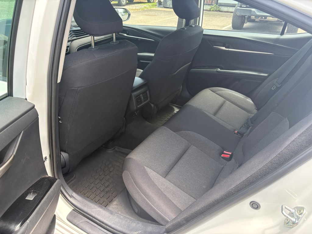 Photo 5 of this TOYOTA CAMRY
