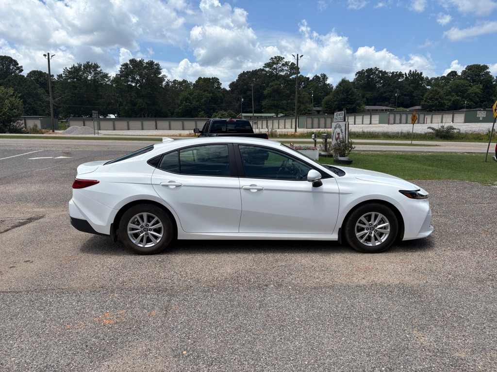 Photo 2 of this TOYOTA CAMRY