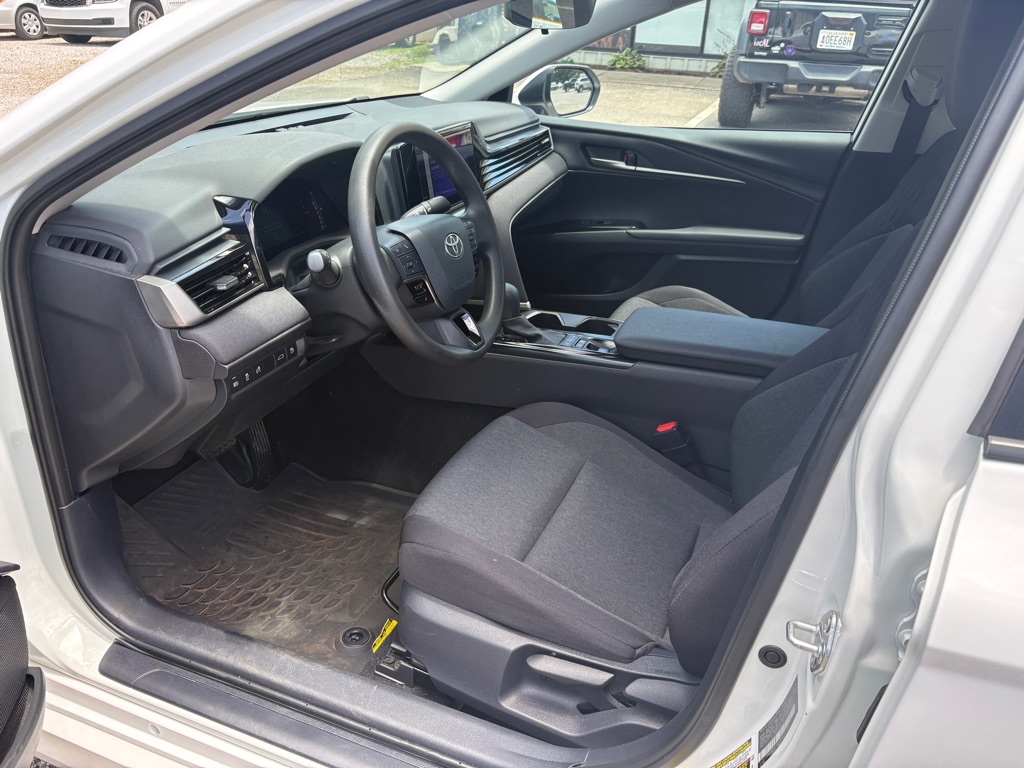 Photo 6 of this TOYOTA CAMRY