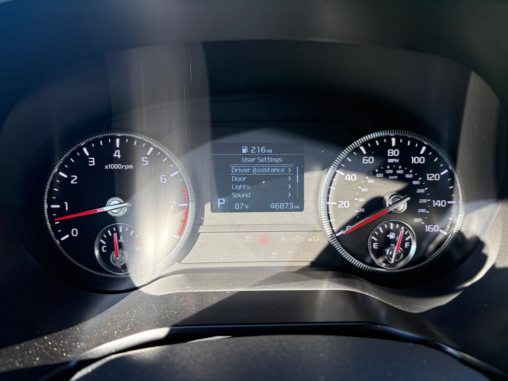 Photo 11 of this KIA TELLURIDE